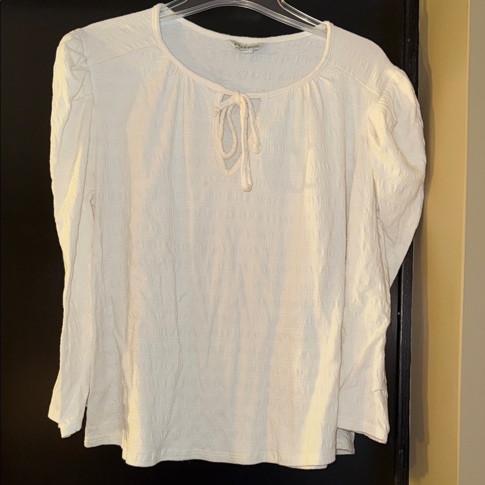 Elegant cream Women's Frye & Co top L